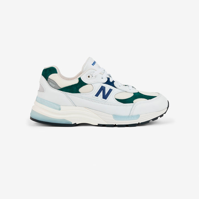 992