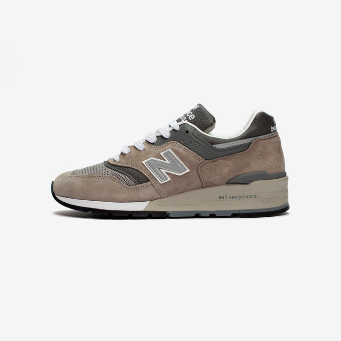 997