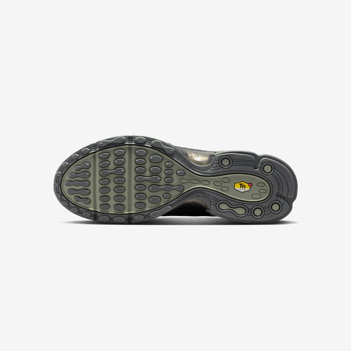 Air Max Plus VII
