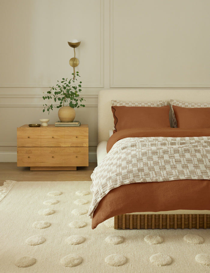 #color::umber-and-ivory #size::standard #size::king