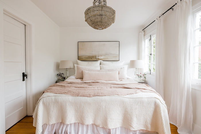 #color::blush #style::lumbar