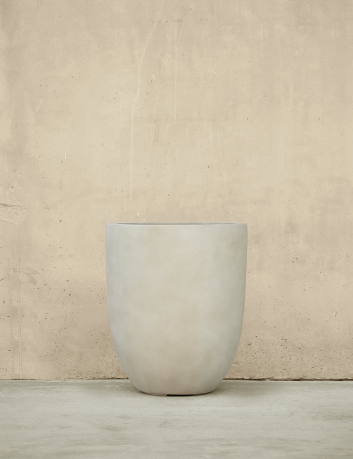 #color::ivory #size::medium
