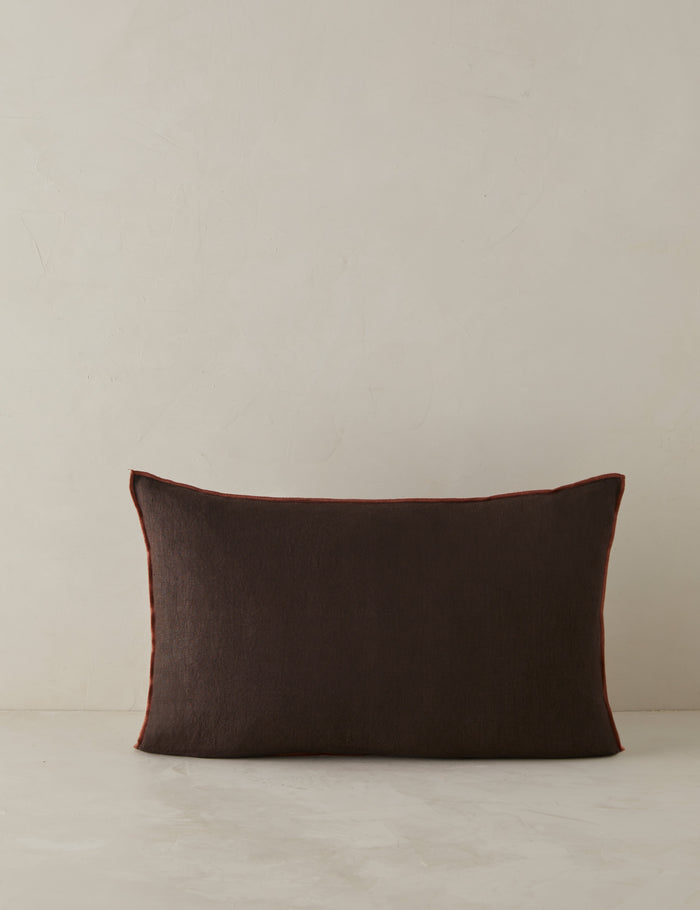 Chocolate and Brick / Lumbar
