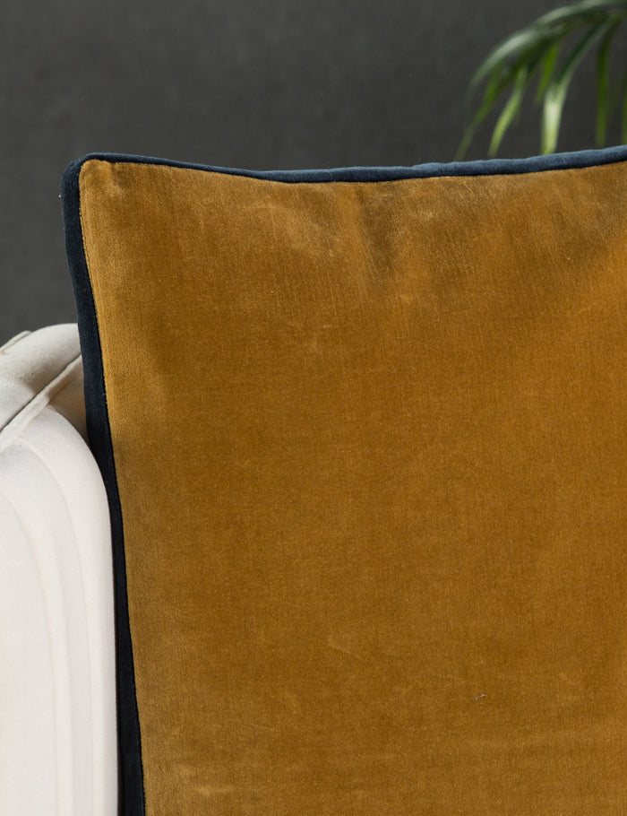 #color::gold-and-navy #insert::down #insert::polyester