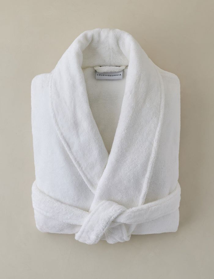 #color::white #size::small #size::medium #size::large