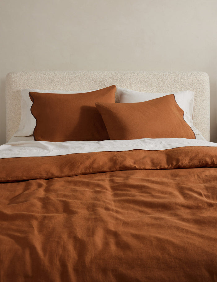 #color::umber #size::full-queen #size::king-cal-king #type::duvet-cover #type::duvet-set| Essie soft, breathable hemp duvet cover in rust umber