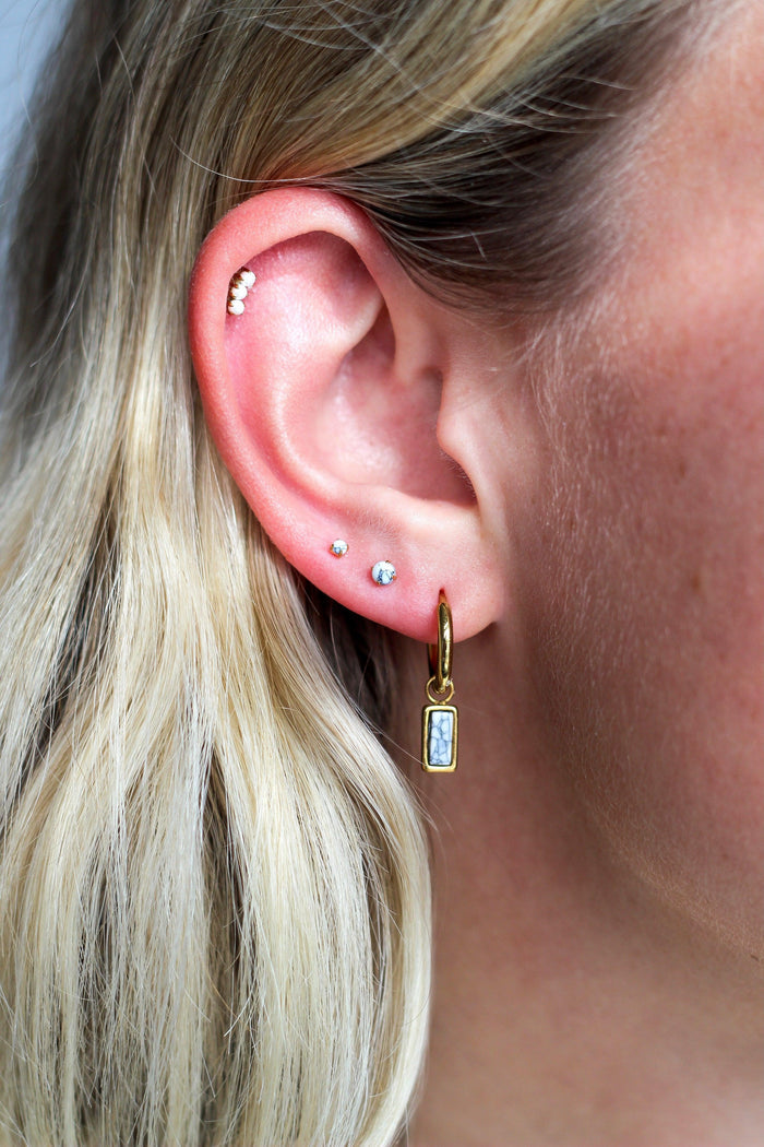 Howlite Flat Back Stud