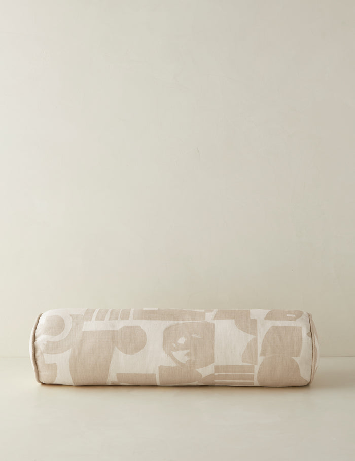 #color::taupe-and-ivory
