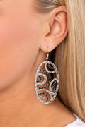 Paparazzi Earring ~ Seize the DAZE - Black