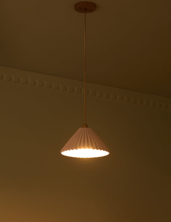 #color::blush #size::12"dia #finish::honey-oak
