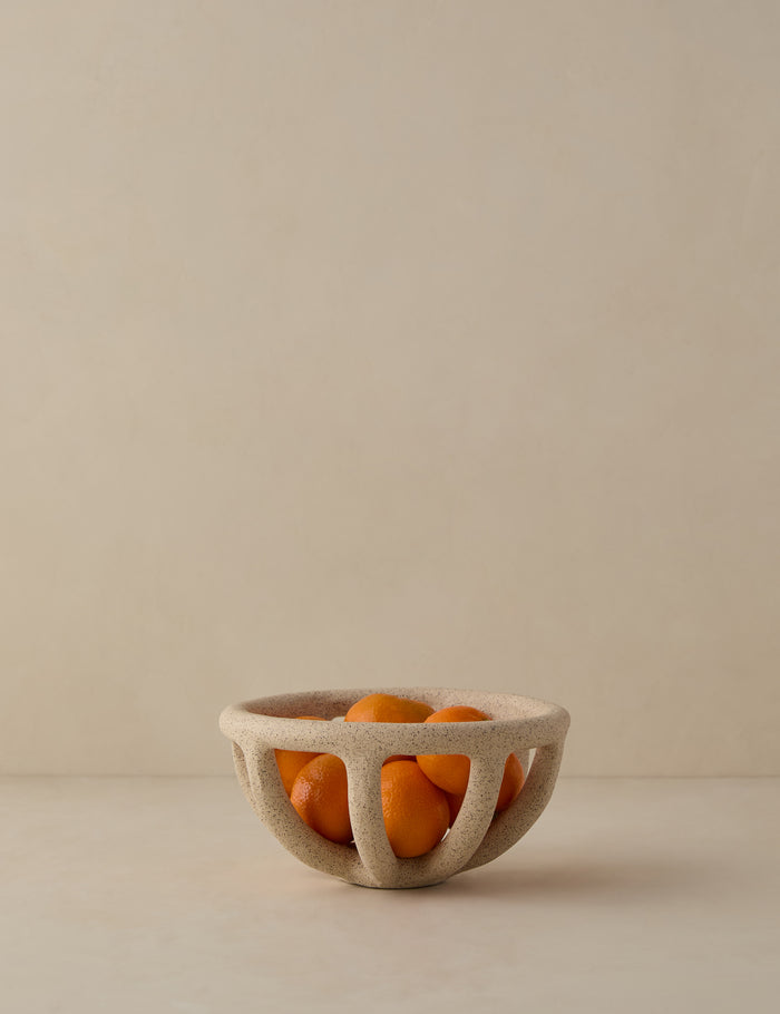 #color::sand  #size::small