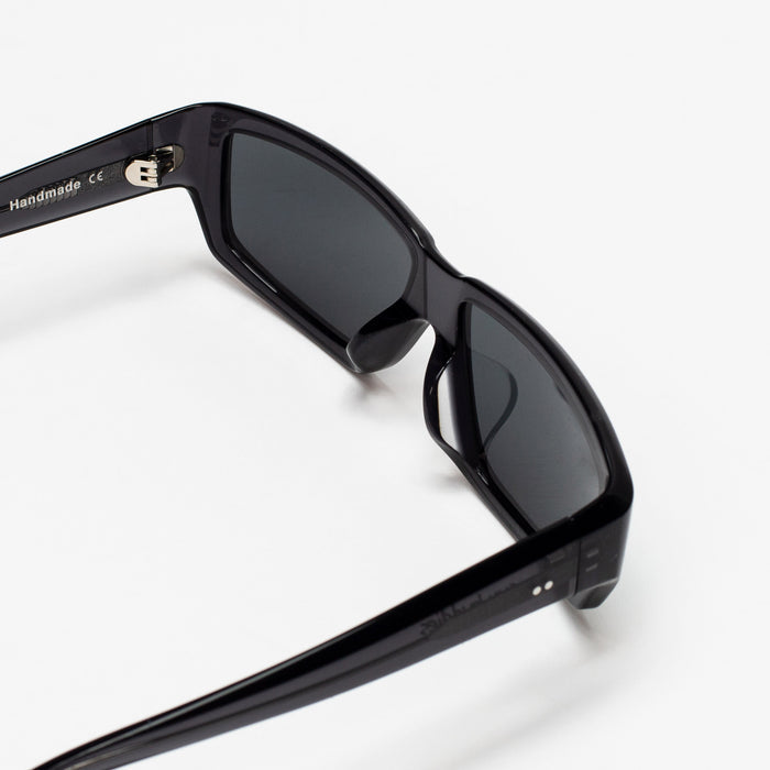 Rei Dark Transparent Grey
