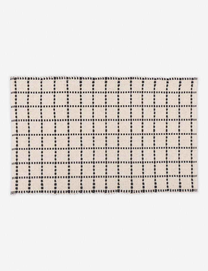 #size::1-9--x-2-10- | Sebou natural and black dotted machine washable mat