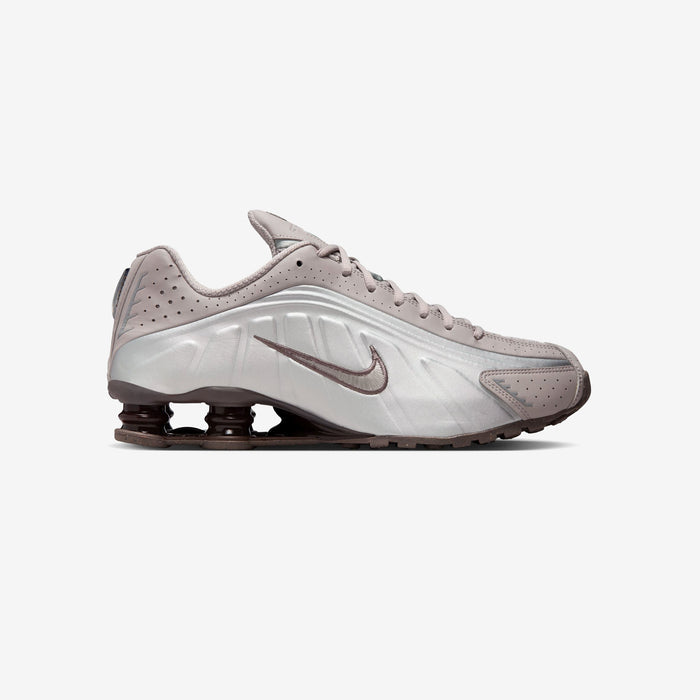 Shox R4