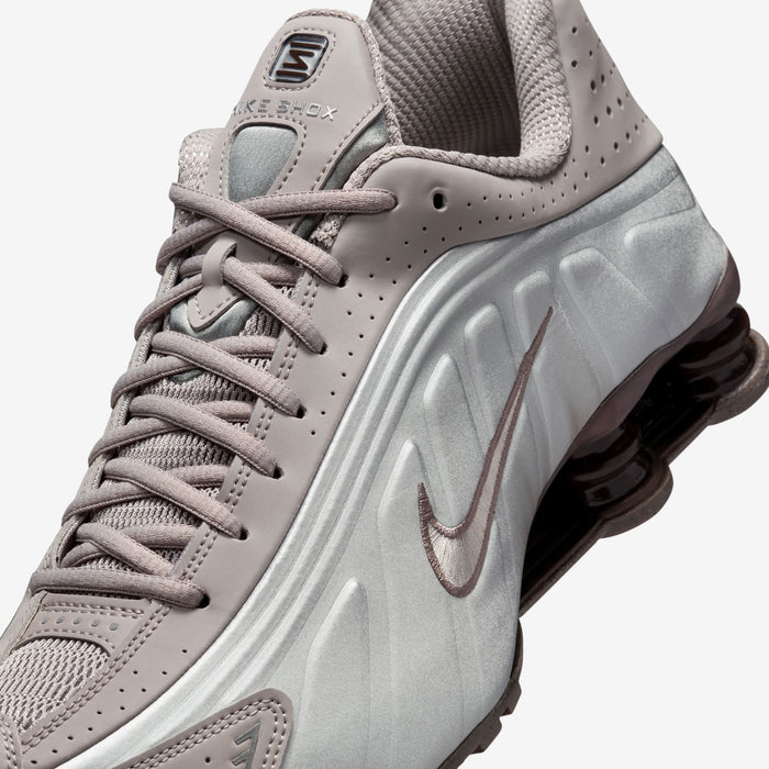 Shox R4