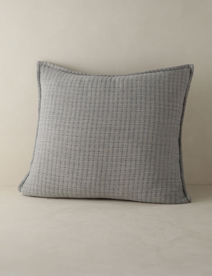 #color::dusty-blue #size::euro
