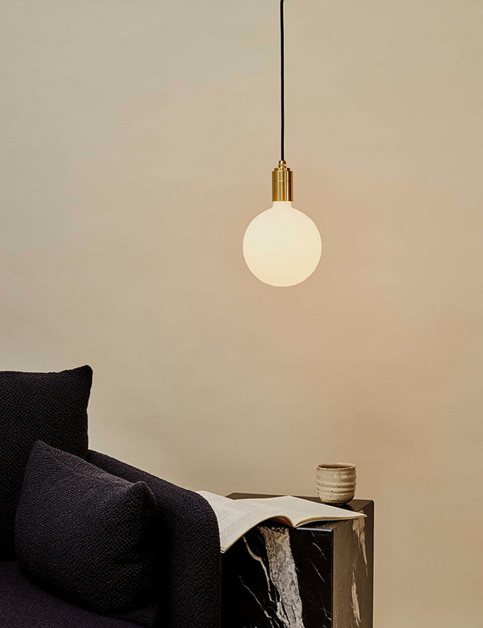 #color::brass #size::6-dia