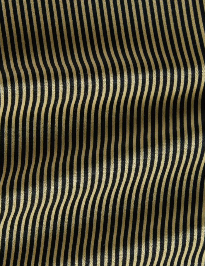 #color::black-and-sand