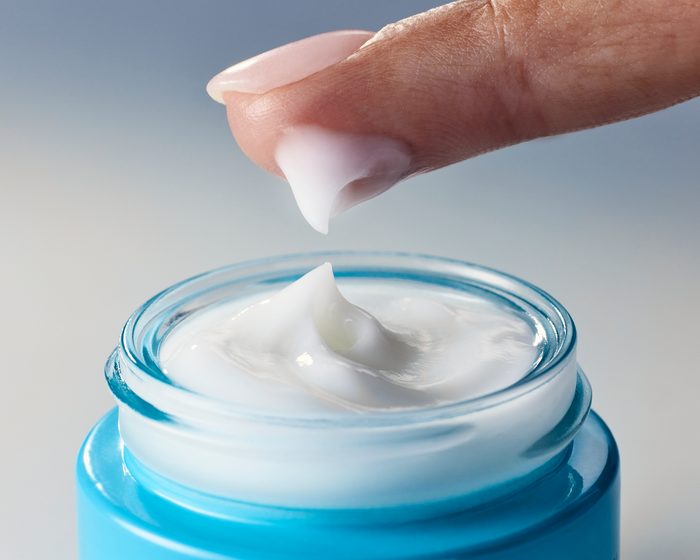 Triple Lipid Eye Treatment Action Image
