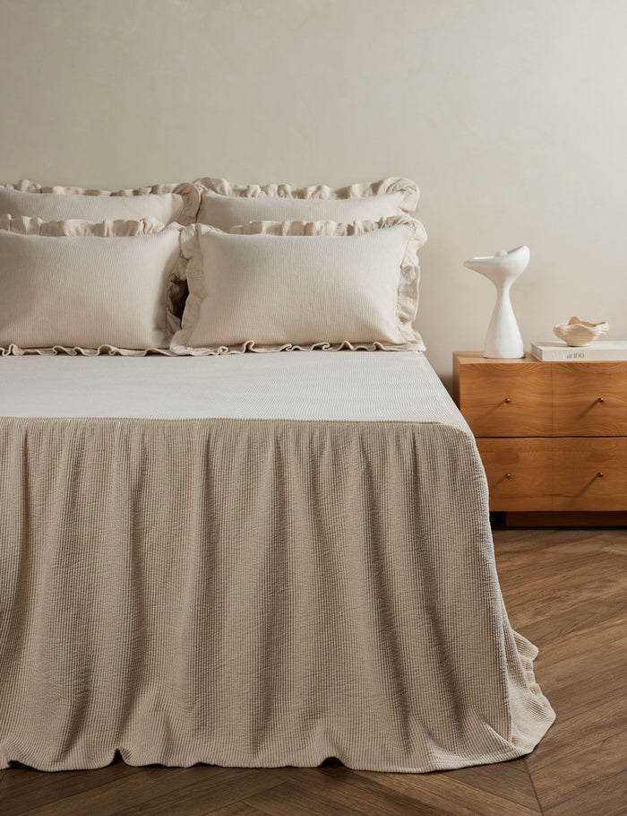 #color::ivory #size::standard #size::king