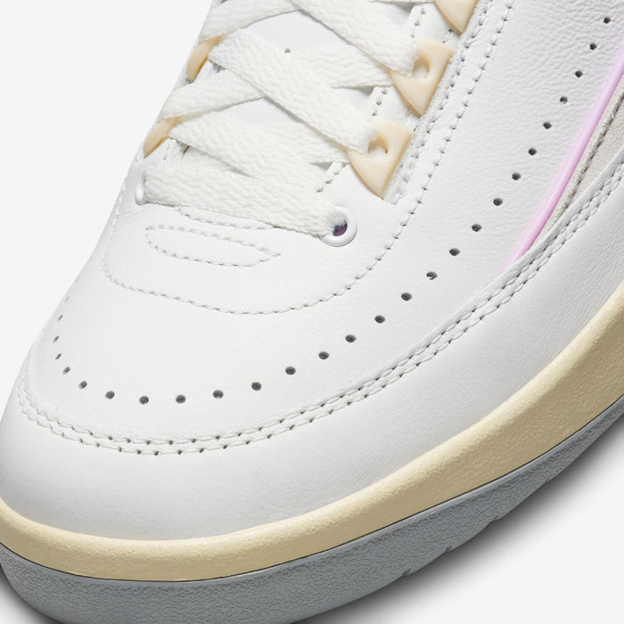 Wmns Air Jordan 2 Retro Low