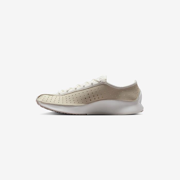 Wmns Air Superfly