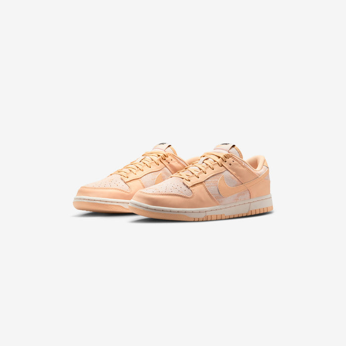 Wmns Dunk Low