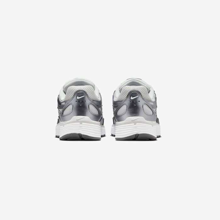 Wmns P-6000
