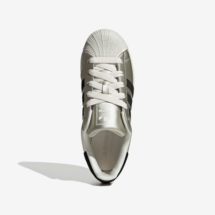 Wmns Superstar II