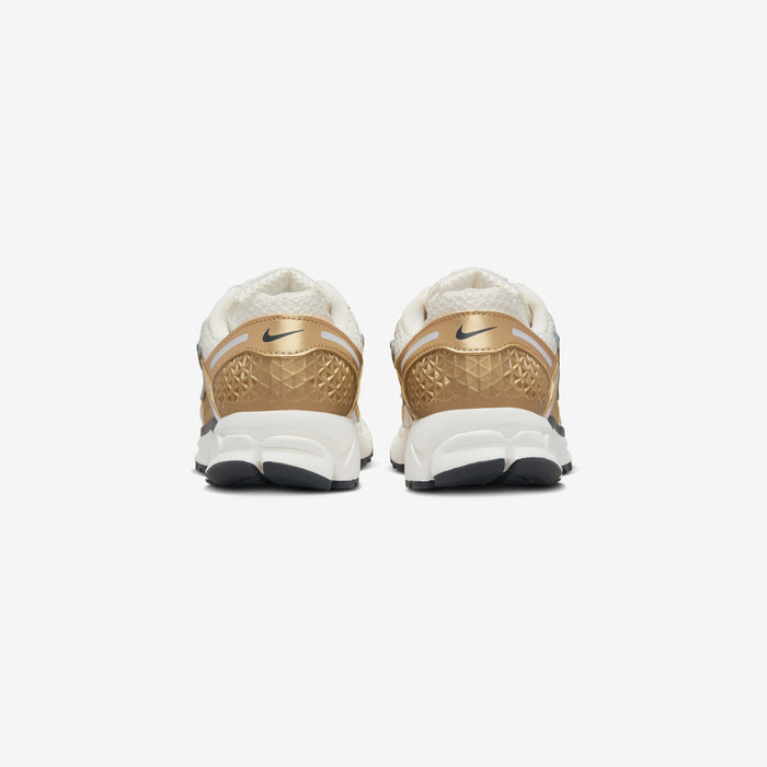 Wmns Zoom Vomero 5 GLD