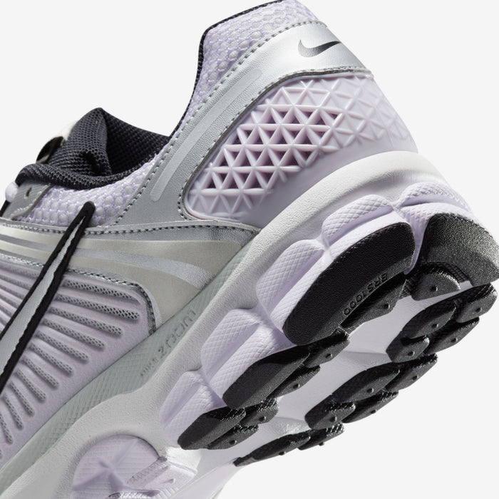 Wmns Zoom Vomero 5 M